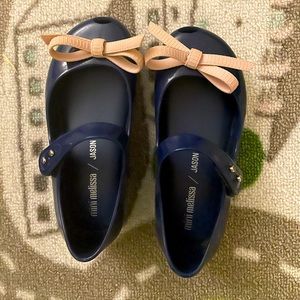 Jason Wu, toddler girl soft silicone sandals. Mini Melissa sandals.